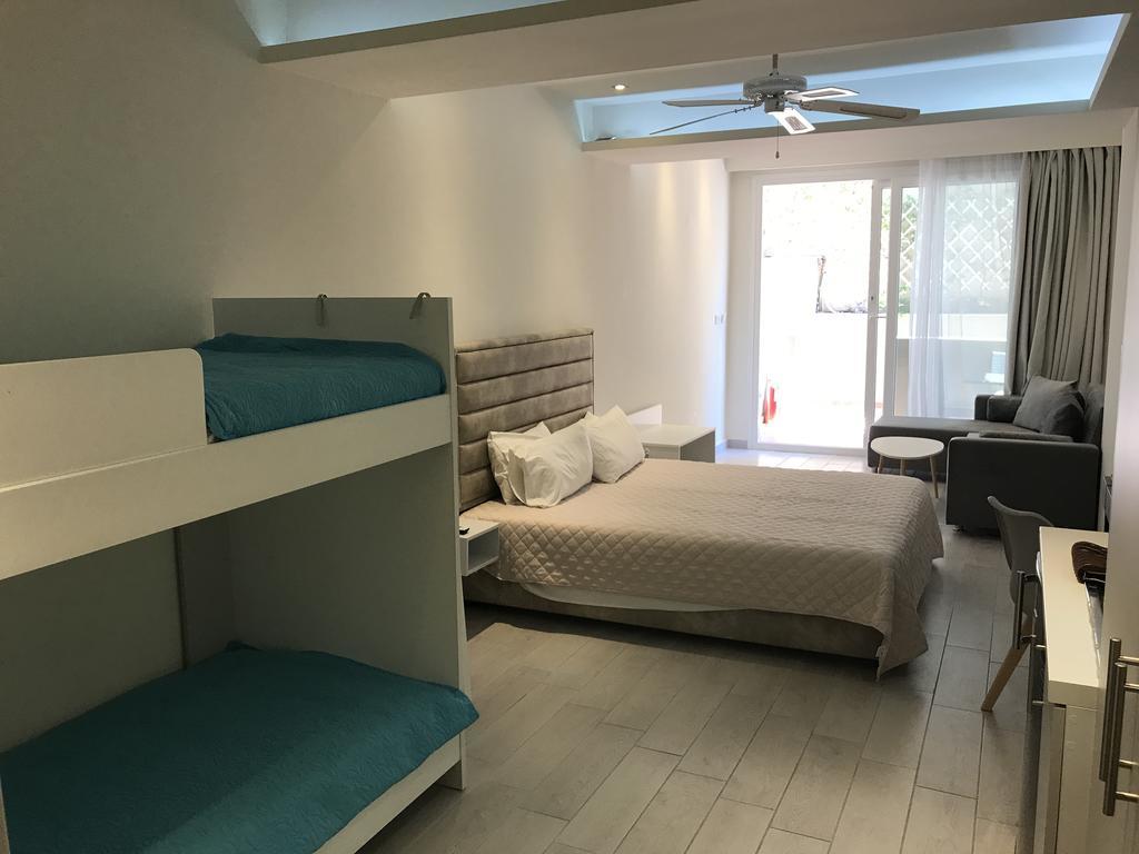 Porto Palio 3* Palaiontsiflikion